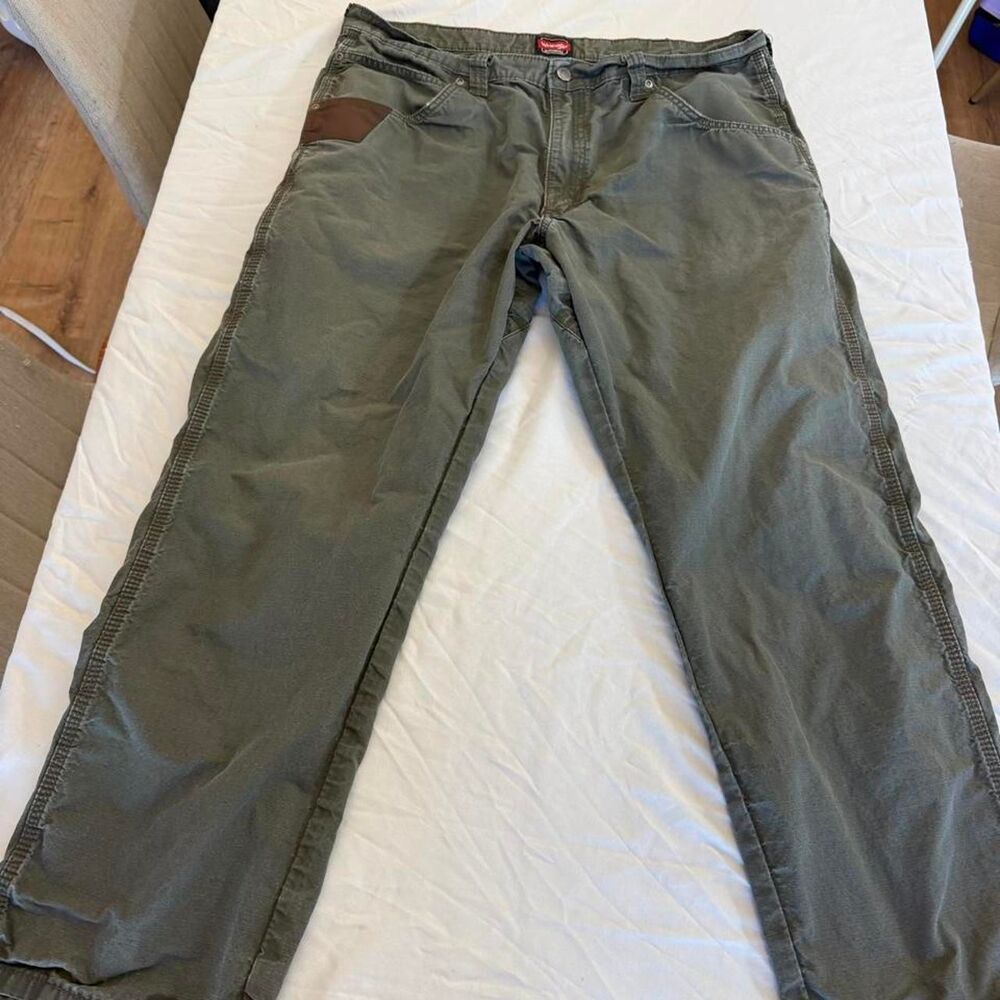 Wrangler Men's Green and Khaki Trousers